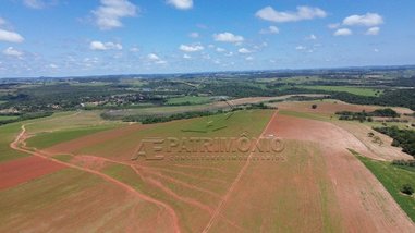 agricultural em Rua Felipe Miguel Gataz, Araçoiaba da Serra - Araçoiaba da Serra - SP