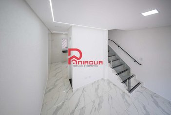 house em Rua Vitório Morbim, Caiçara - Praia Grande - SP