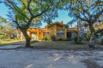 house em Rua Cidade de Évora, Laranjal - Pelotas - RS