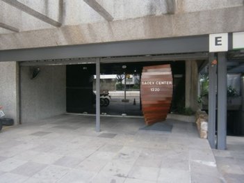 office em Dom Pedro II, Higienópolis - Porto Alegre - RS
