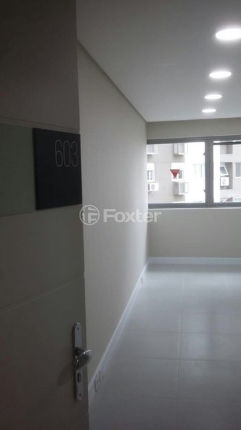office em Avenida Assis Brasil, São Sebastião - Porto Alegre - RS