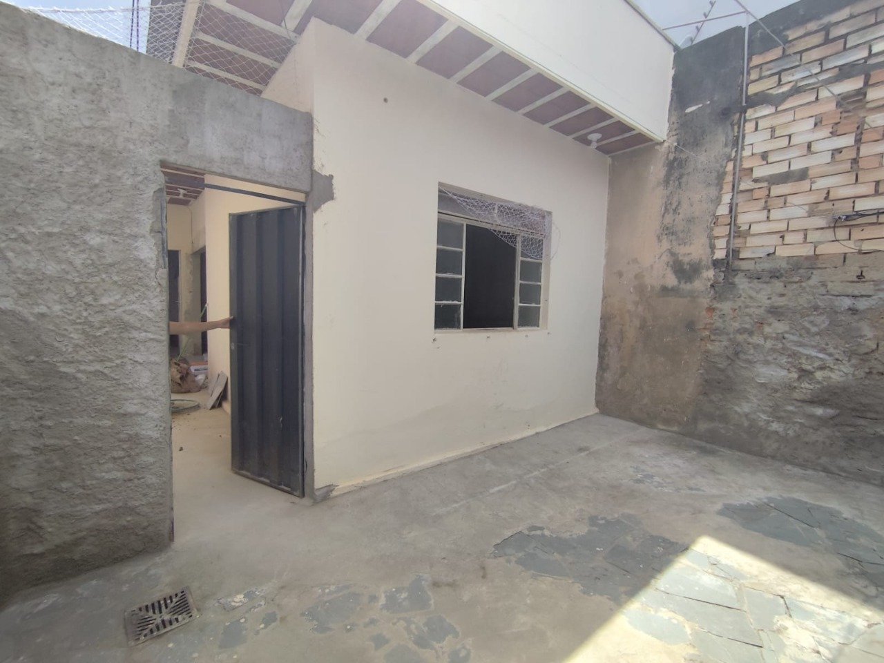 Casa com 2 quartos — Caiçaras, Belo Horizonte