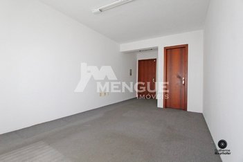 office em Rua Cristóvão Pereira, Passo da Areia - Porto Alegre - RS