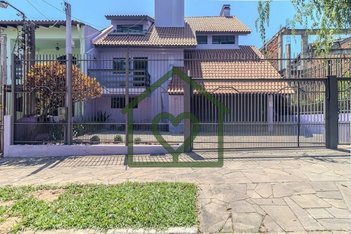 house em Rua Dona Adda Mascarenhas de Moraes, Jardim Itu - Porto Alegre - RS