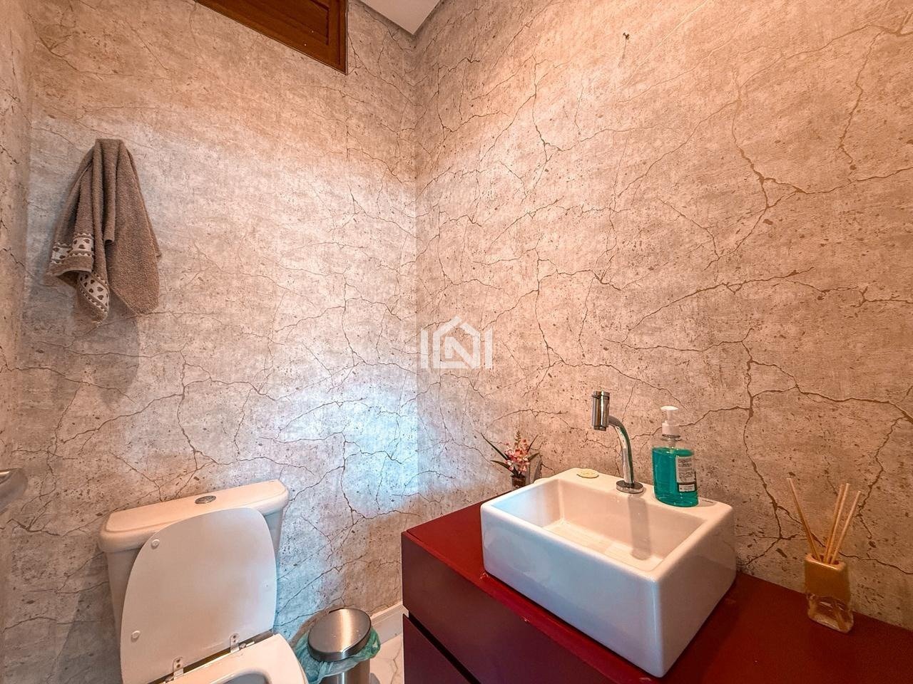 casa a venda no condominio terras da granja - lavabo