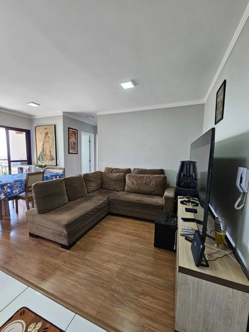 apartment em Rua Vítor do Amaral, Jardim Alvorada - Maringá - PR