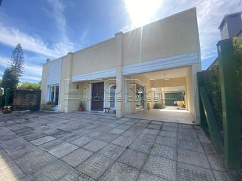 house em Rua Begônias, Rainha do Mar - Xangri-Lá - RS