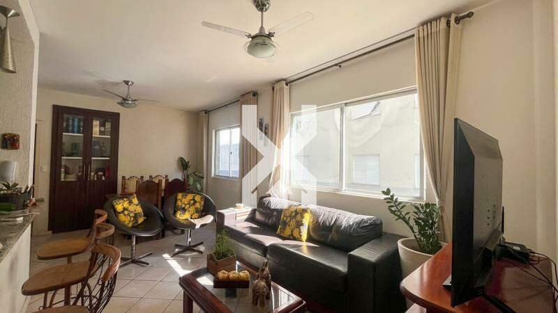Apartamento com 4 quartos — Santo Antônio, Belo Horizonte