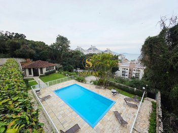 apartment em Rua Coronel Ivan Dentice Linhares, Coqueiros - Florianópolis - SC