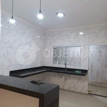 house em Rua Pratinha, Laranjeiras - Uberlândia - MG