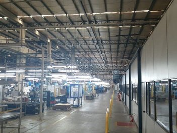 industrial em Avenida Marginal Direita da Via Anchieta, Jordanópolis - São Bernardo do Campo - SP