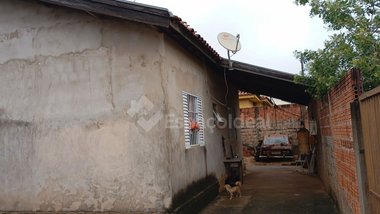 house em Rua Quinze de Novembro, Vila Professor Simões - Agudos - SP