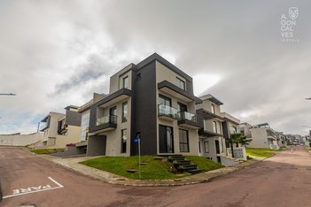 house em Rua Francisco Zuneda Ferreira da Costa, Bairro Alto - Curitiba - PR