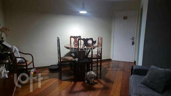 Cômodo Condomínio