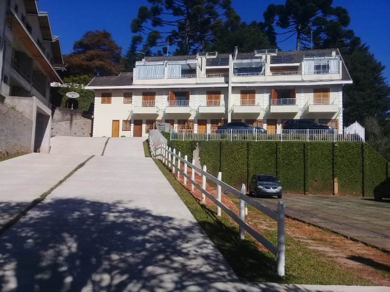 APARTAMENTO TRIPLEX NO CAPIVARI MOBILIADO