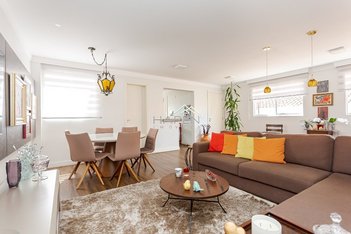 apartment em Rua Brigadeiro Franco, Mercês - Curitiba - PR