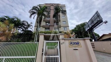 apartment em Rua Prefeito Helmuth Fallgatter, Boa Vista - Joinville - SC