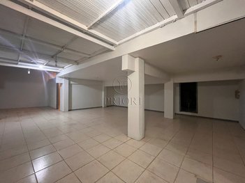 business em Rua Moura Azevedo, São Geraldo - Porto Alegre - RS