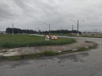 land_lot em Avenida Marcos Roberto de Souza, Residencial e Comercial Portal dos Eucaliptos - Pindamonhangaba - SP