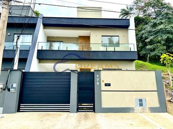 house em Rua Professor Adamastor Camara Ribeiro, Maravista - Niterói - RJ