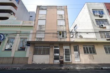 apartment em Rua Félix Xavier da Cunha, Centro - Pelotas - RS