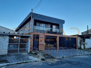 house em Via Waldemar Crevatim, Antártica - Praia Grande - SP