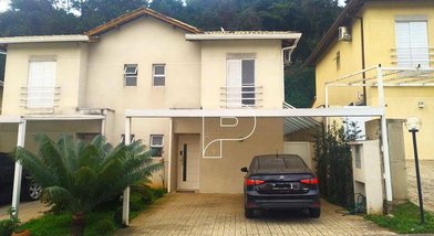 house em Rua Guarujá, Parque Rincão - Cotia - SP