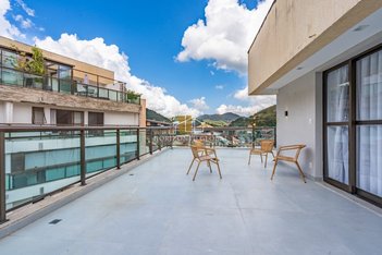 apartment em Estrada União e Indústria, Itaipava - Petrópolis - RJ