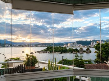 apartment em Rua João Meirelles, Abraão - Florianópolis - SC