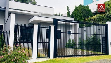 house em Rua Almirante Lucas A Boiteux, Escola Agrícola - Blumenau - SC