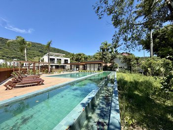 house em Rua Laurindo Januário da Silveira, Lagoa da Conceição - Florianópolis - SC