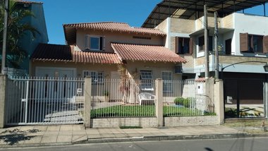 house em Domingos Dorivaldo Thiesen, Parque da Matriz - Cachoeirinha - RS