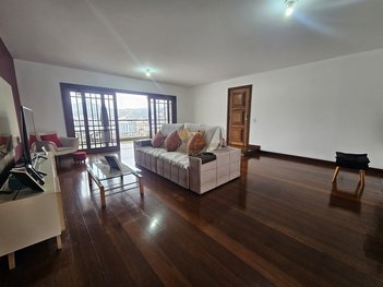 apartment em Avenida Feliciano Sodré, Várzea - Teresópolis - RJ