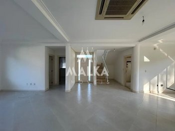 house em Rua dos Polvos, Jurerê - Florianópolis - SC