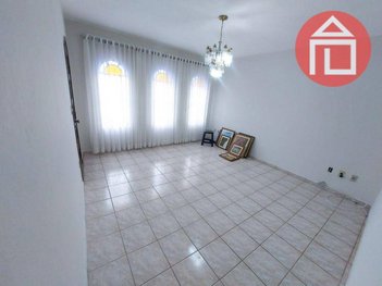 house em Rua Professor Benedito Alves Nogueira, Jardim das Laranjeiras - Bragança Paulista - SP
