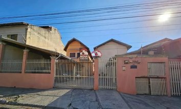 house em Rua Luiz Marchetti, Jardim Portugal - São José dos Campos - SP