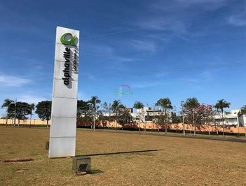 land_lot em Alameda Louveira, Vivendas do Arvoredo - Londrina - PR