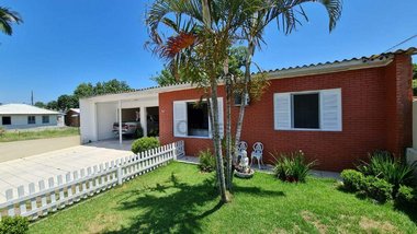 house em Rua Sargento Arnaldo Hubbe, Centro - Araranguá - SC