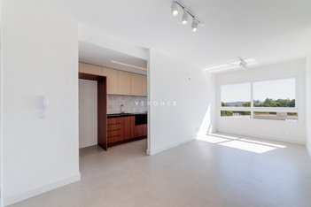 apartment em Rua Jayr Amaury Koebe, Jardim do Salso - Porto Alegre - RS