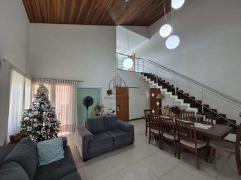 house em Avenida Renato Vargas, Loteamento Residencial Campos do Conde II - Tremembé - SP