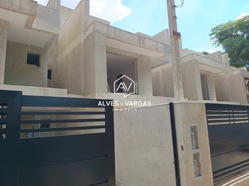 house em Rua Vicente Ciccarino, Boa Vista - Curitiba - PR