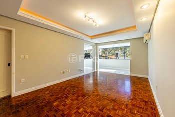 apartment em Rua Líbero Badaró, Passo da Areia - Porto Alegre - RS