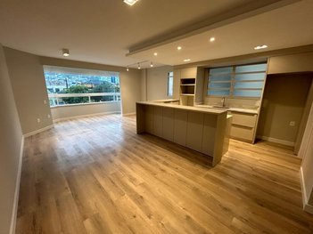 apartment em Hercílio Luz, Centro - Florianópolis - SC