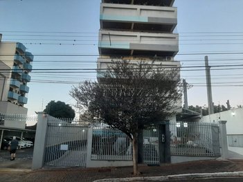 apartment em Rua Cambará, Centro - Londrina - PR