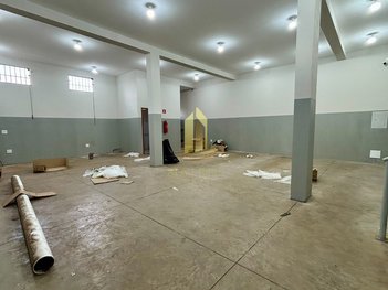 office em Avenida Chico Júlio, Vila Chico Júlio - Franca - SP