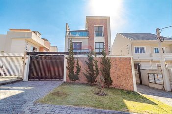 apartment em Rua Capistrano de Abreu, Boa Vista - Curitiba - PR