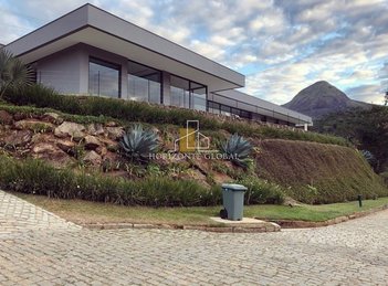 house em Rodovia BR-040, Araras - Petrópolis - RJ