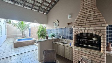 house em Rua Cyro Avelino Franco, Jardim Karaíba - Uberlândia - MG