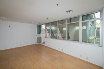office em Rua Felipe Camarão, Rio Branco - Porto Alegre - RS