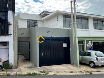 house em Rua Governador Pedro de Toledo, Vila Darcy - Laranjal Paulista - SP